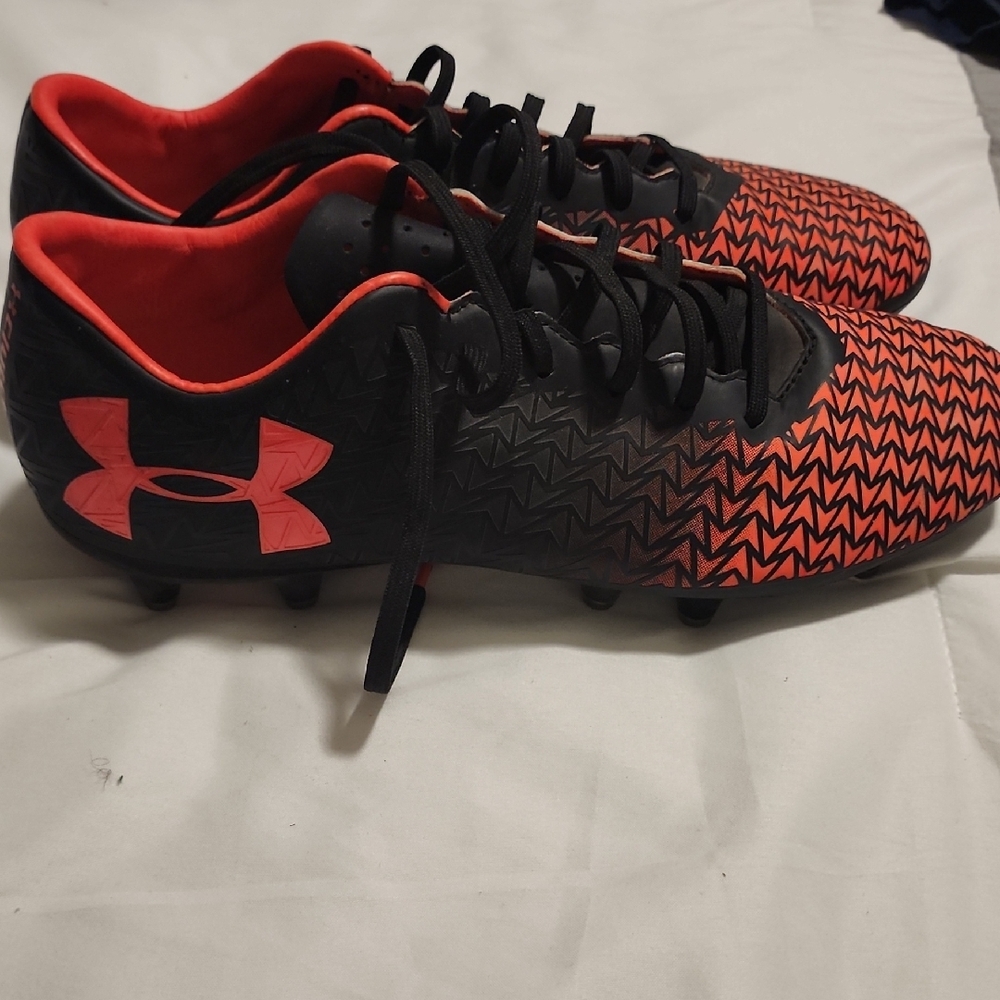 Under Armour Black and Orange Athletic Shoes